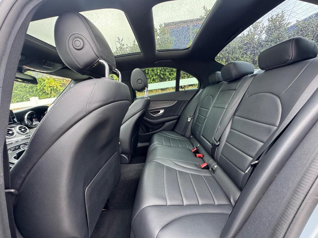 Mercedes-Benz C Class 2.1 C220d AMG Line (Premium) 7G-Tronic+ Euro 6 (s/s) 4dr thumbnail 30