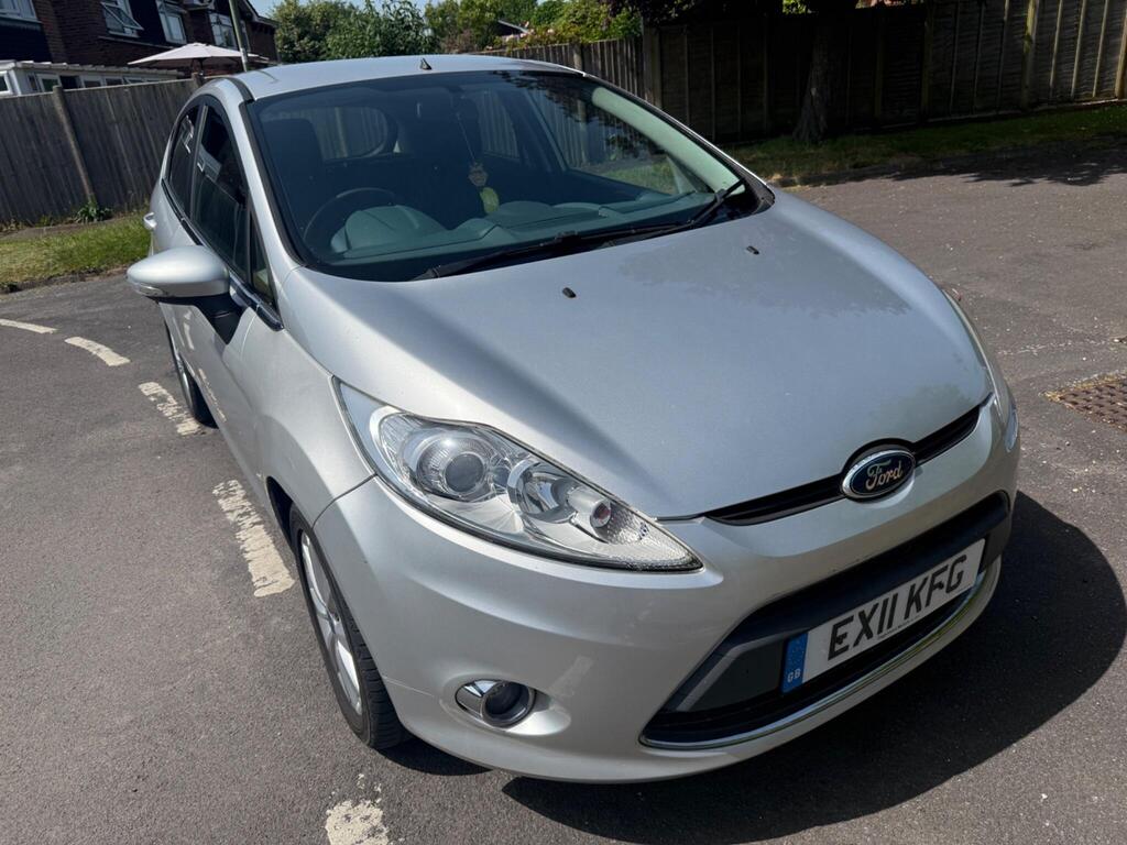 Ford Fiesta Hatchback 1.4 Zetec 5dr