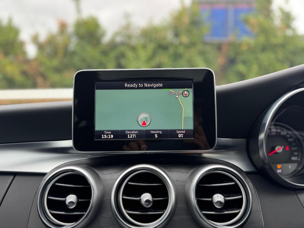 Mercedes-Benz C Class 2.1 C220d AMG Line (Premium) 7G-Tronic+ Euro 6 (s/s) 4dr thumbnail 33