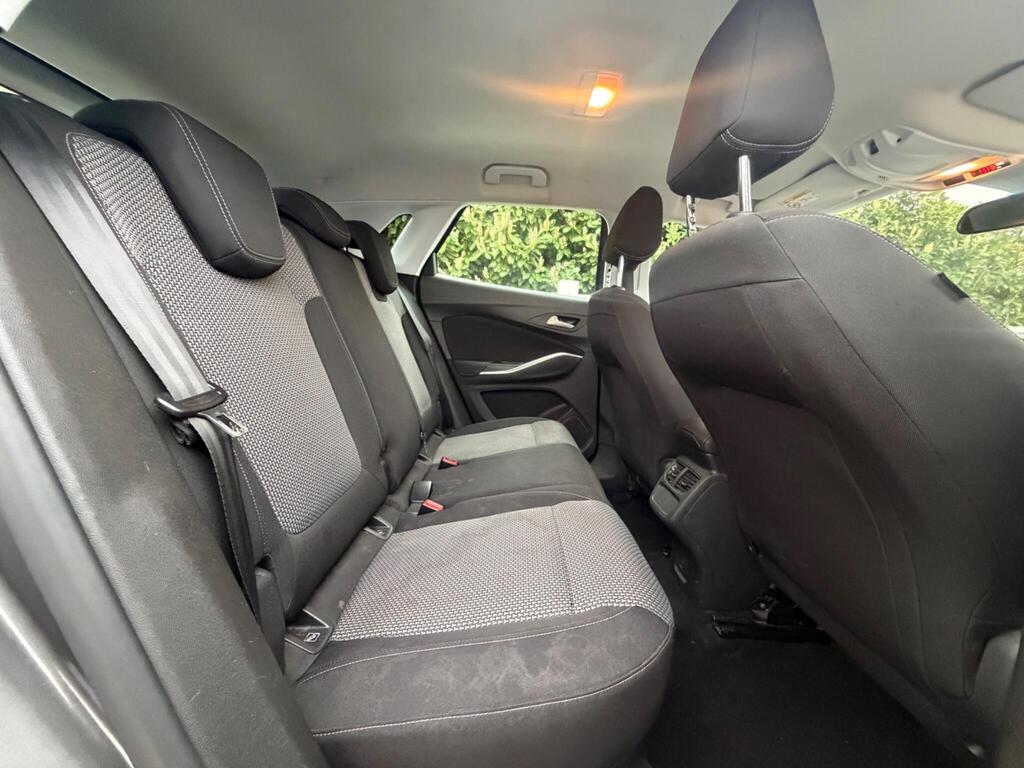 2018 Vauxhall Grandland X thumbnail 23