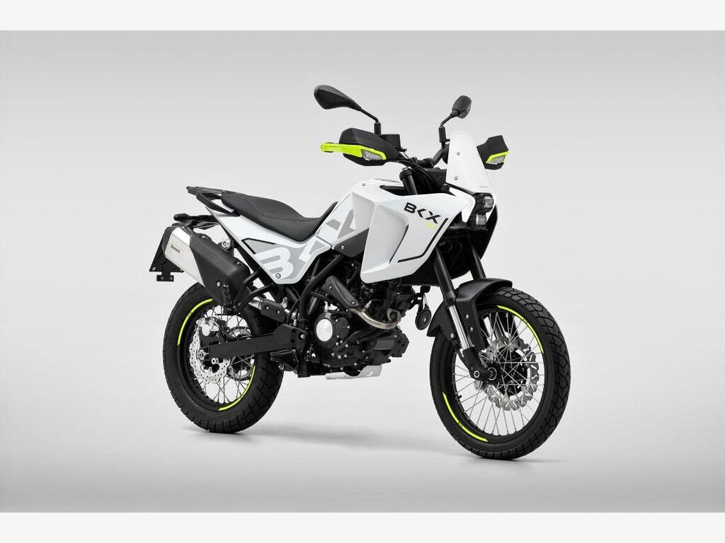 Benelli BKX 125 Adventure 125 Euro 5