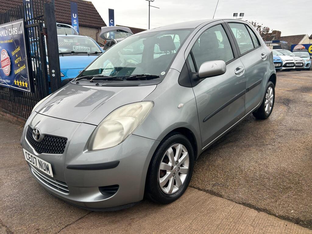 Toyota Yaris Hatchback 1.3 VVT-i Zinc 5dr