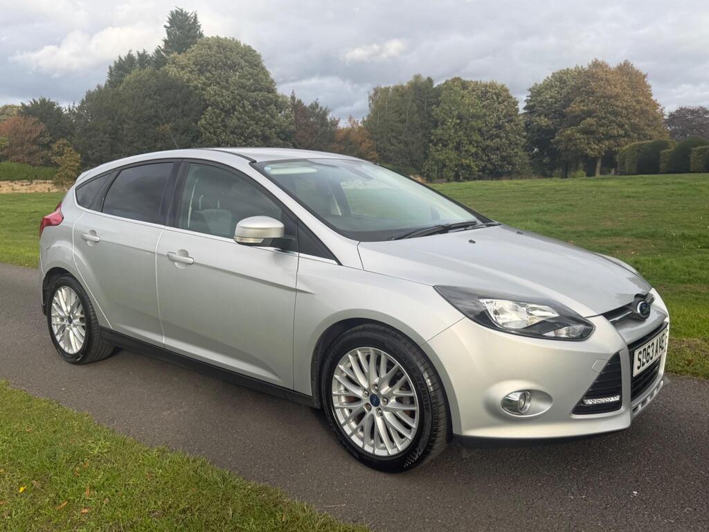 Ford Focus Hatchback 1.0T EcoBoost Zetec Euro 5 (s/s) 5dr