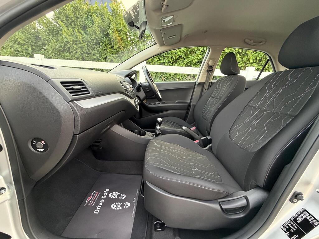 2014 Kia Picanto thumbnail 37