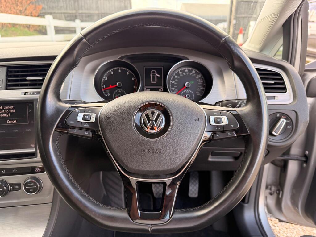 2015 Volkswagen Golf thumbnail 58