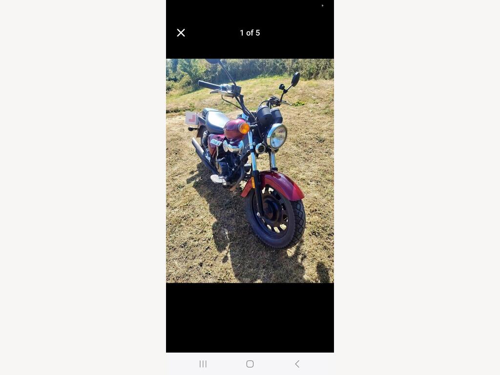 Keeway Superlight 125