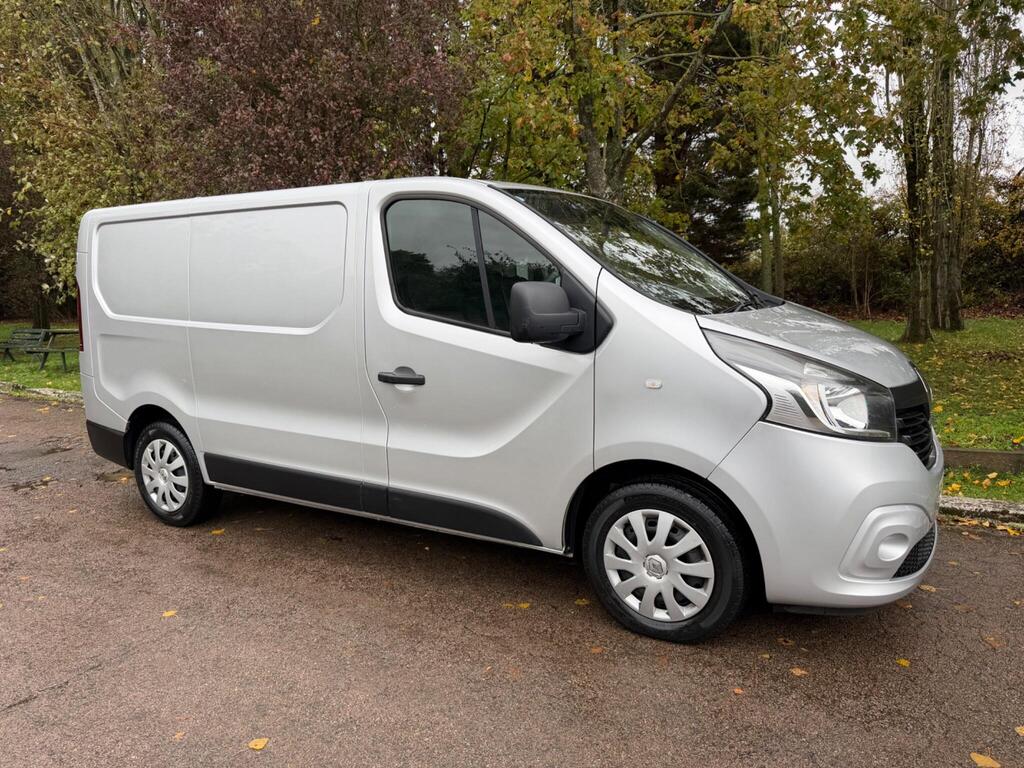 Renault Trafic Panel Van 1.6 dCi ENERGY 27 Business+ SWB Standard Roof Euro 5 (s/s) 5dr