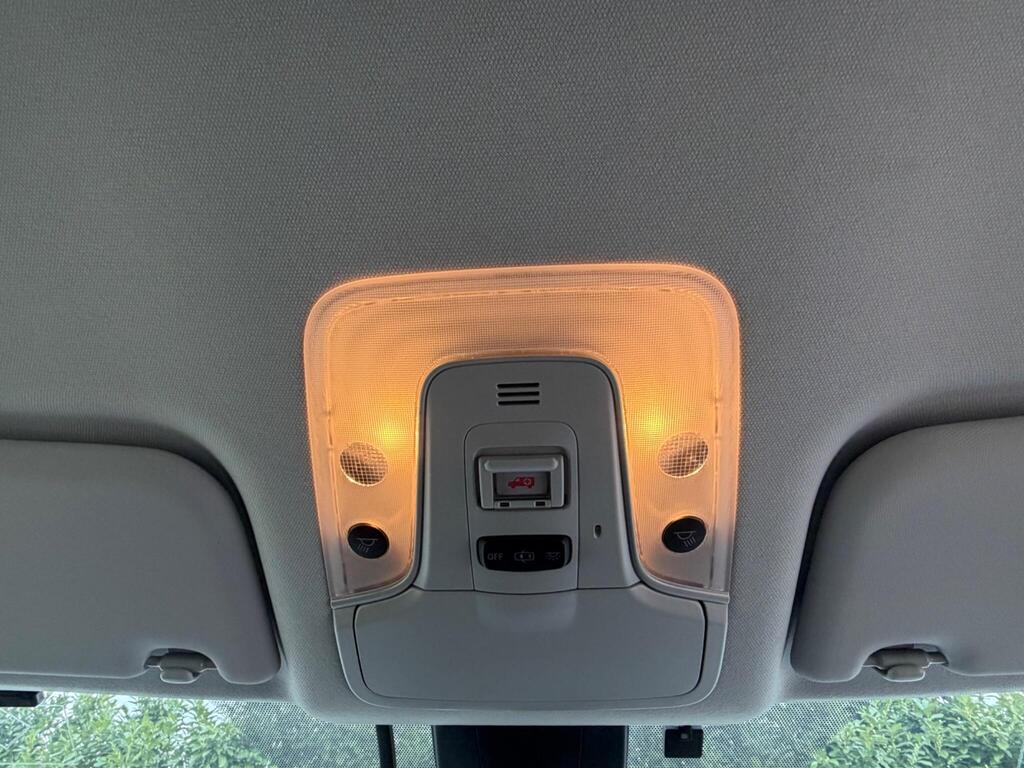 2021 Toyota Prius thumbnail 22