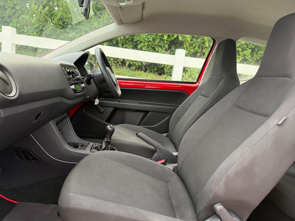 2012 Volkswagen up! thumbnail 25