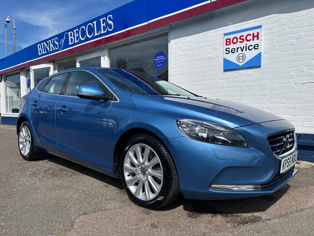 Volvo V40 Hatchback 2.0 D3 SE Nav Auto Euro 6 (s/s) 5dr