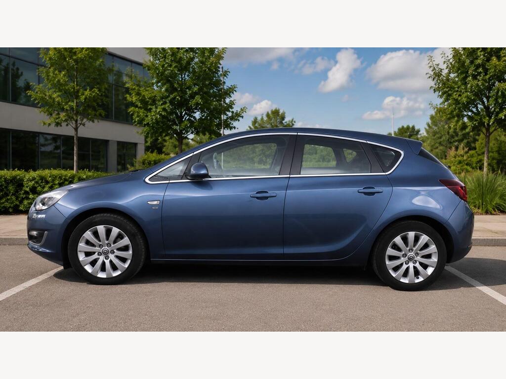 Vauxhall Astra Hatchback 2.0 CDTi Elite Auto Euro 5 5dr