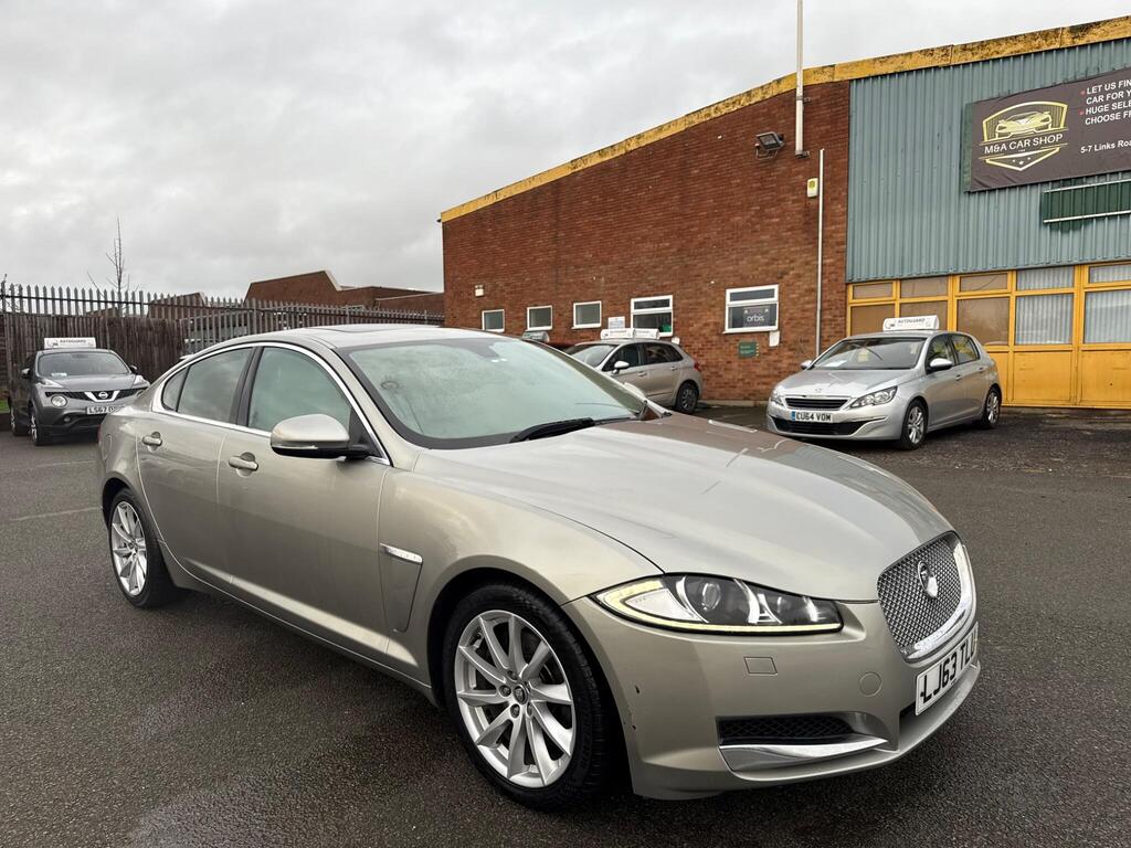 Jaguar XF Saloon 3.0d V6 Luxury Auto Euro 5 (s/s) 4dr
