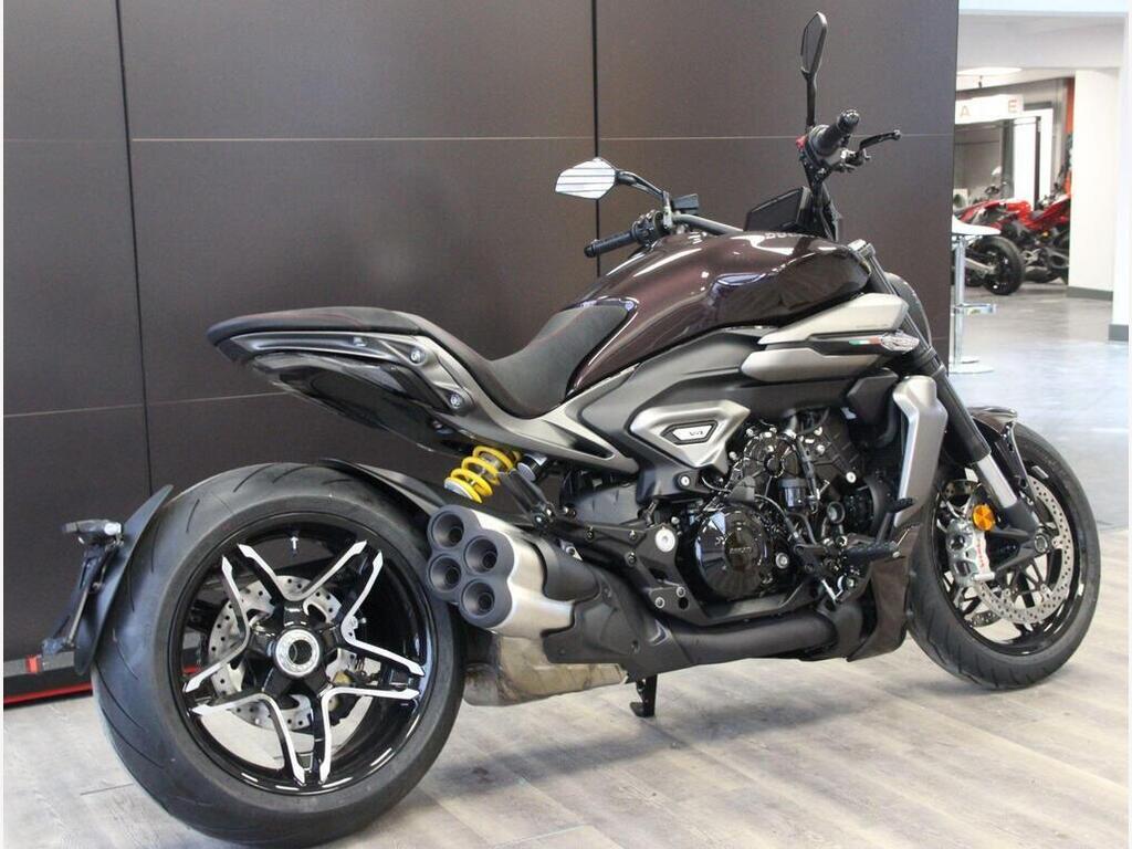 Ducati XDiavel V4