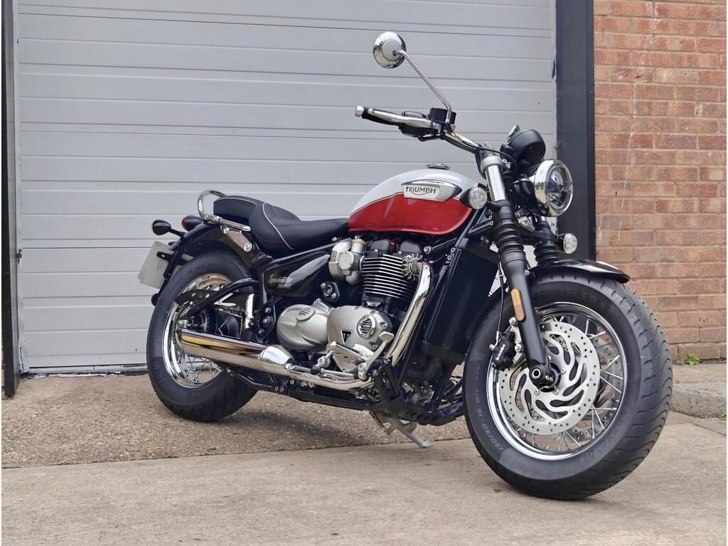Triumph Speedmaster 1200