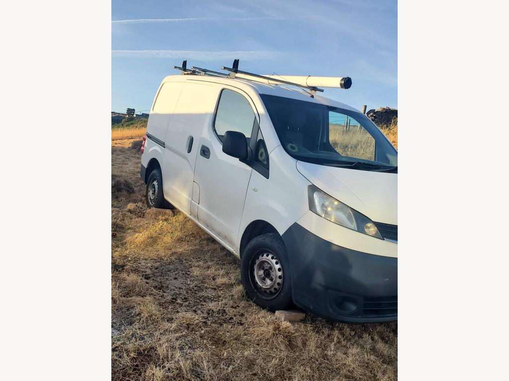Nissan NV200