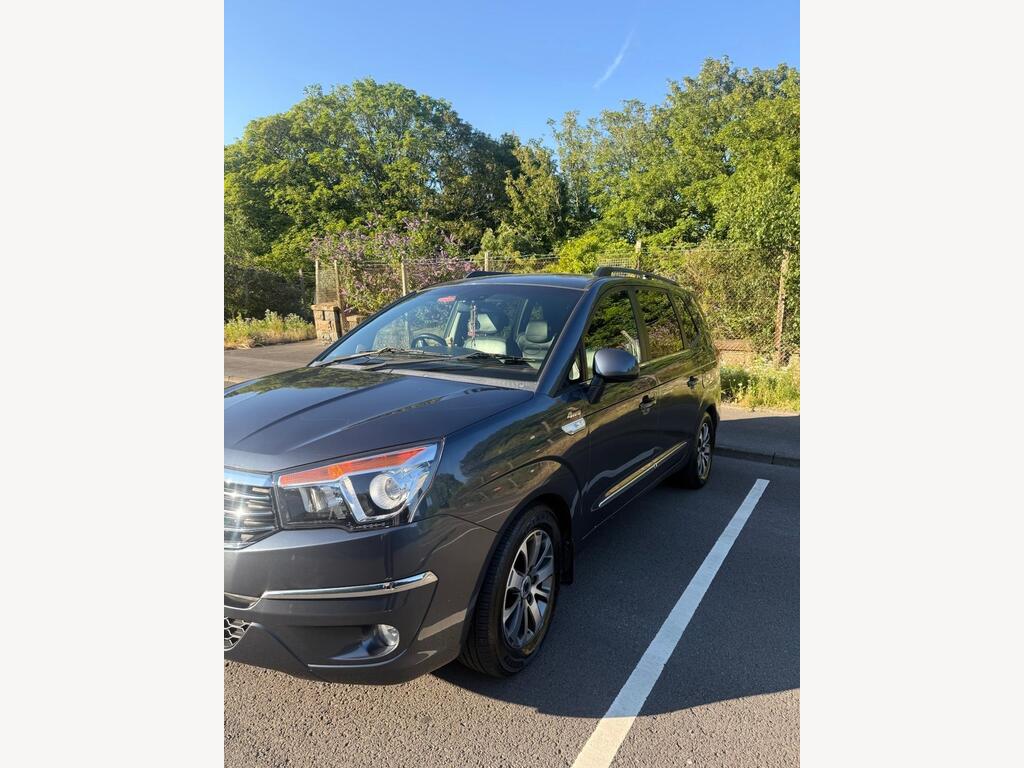 SsangYong Turismo
