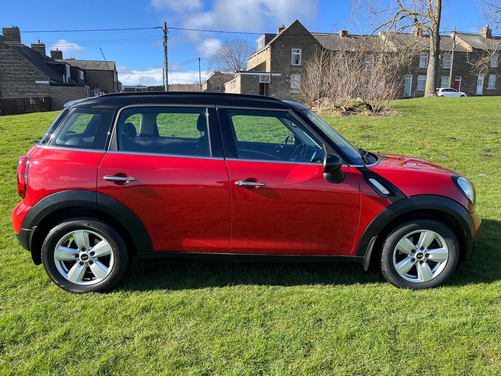 MINI Countryman SUV 1.6 Cooper D Euro 5 (s/s) 5dr