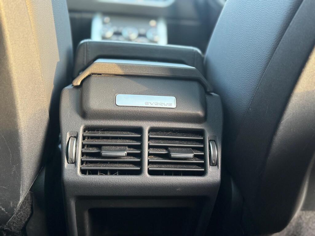 Land Rover Range Rover Evoque 2.0 TD4 SE Auto 4WD Euro 6 (s/s) 5dr thumbnail 42