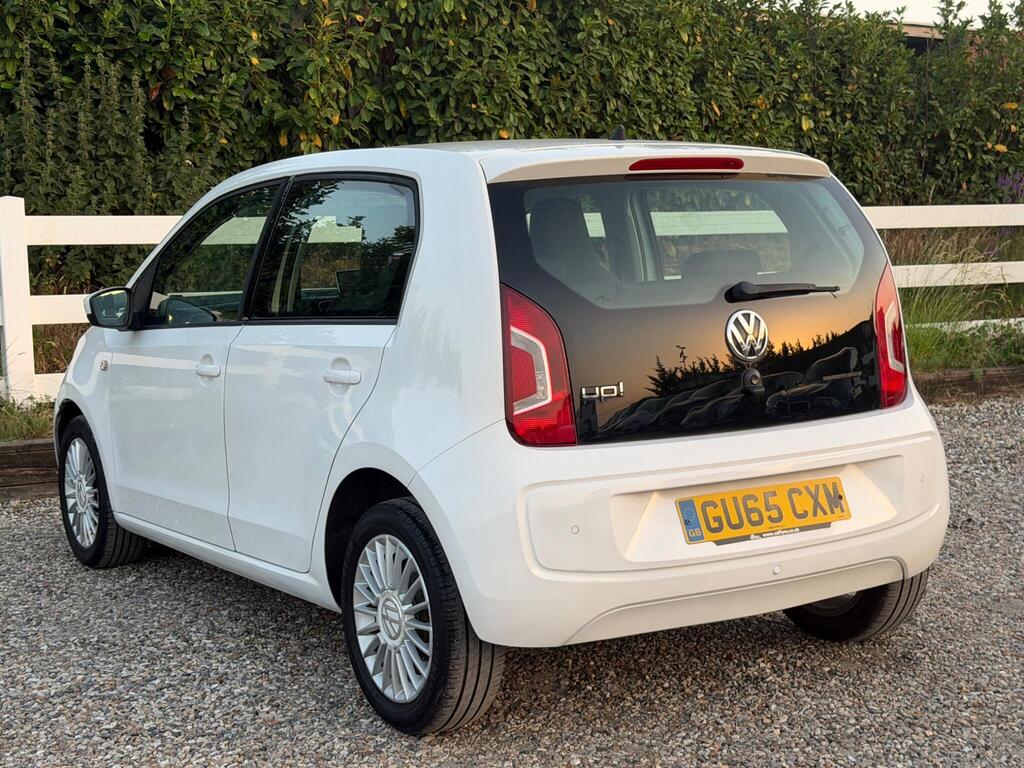 2015 Volkswagen up! thumbnail 3