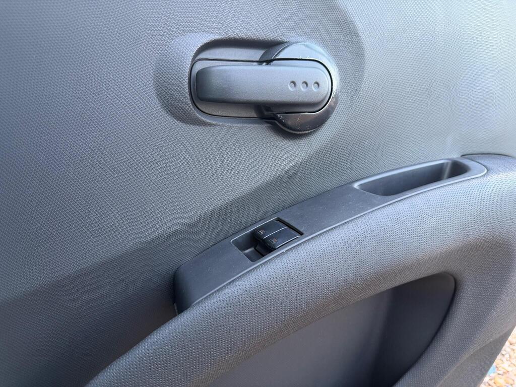 Nissan Micra 1.2 16v Visia 5dr thumbnail 21