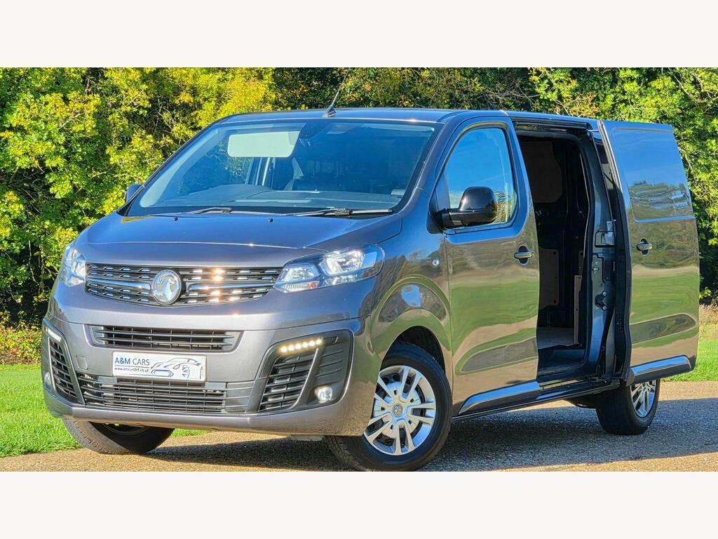 Vauxhall Vivaro Panel Van 2.0 Turbo D 3100 Sportive L2 H1 Euro 6 (s/s) 5dr