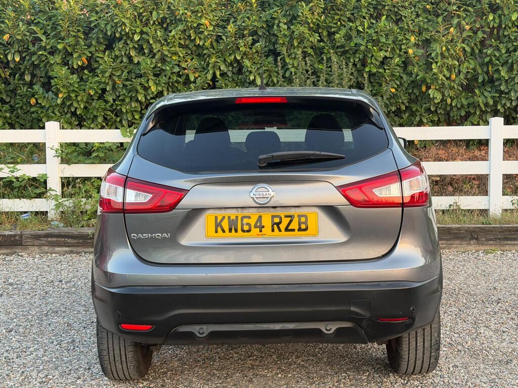 2015 Nissan Qashqai thumbnail 11