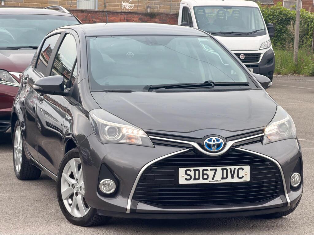 Toyota Yaris Hatchback 1.5 VVT-h Excel E-CVT Euro 6 (s/s) 5dr (15in Alloy)