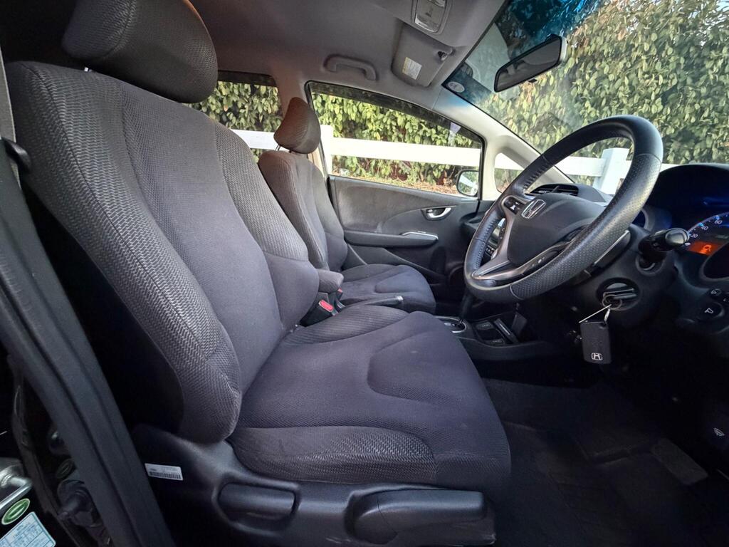 2012 Honda Jazz thumbnail 15