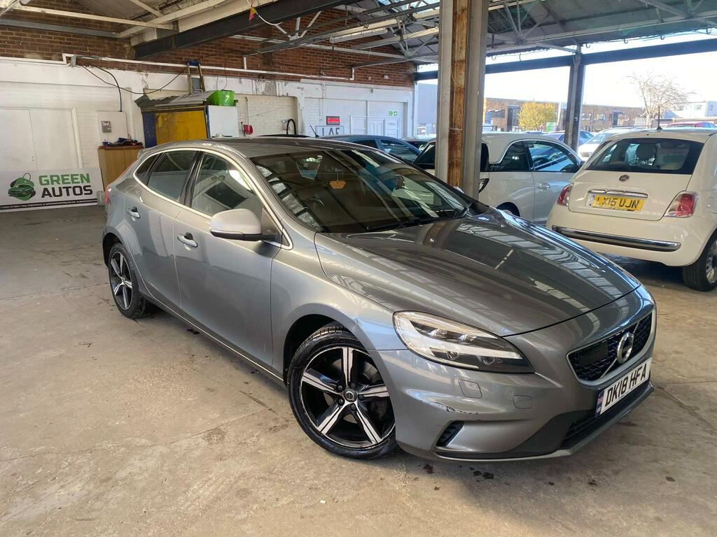 Volvo V40 Hatchback 2.0 D4 R-Design Auto Euro 6 (s/s) 5dr