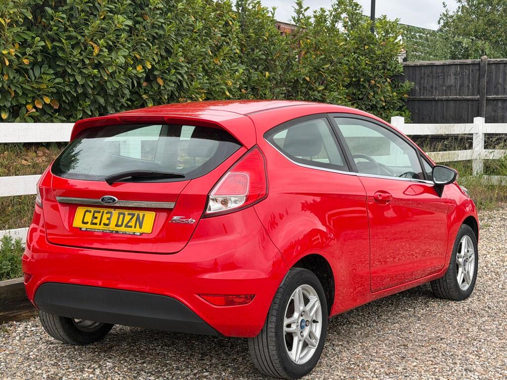 2013 Ford Fiesta thumbnail 13