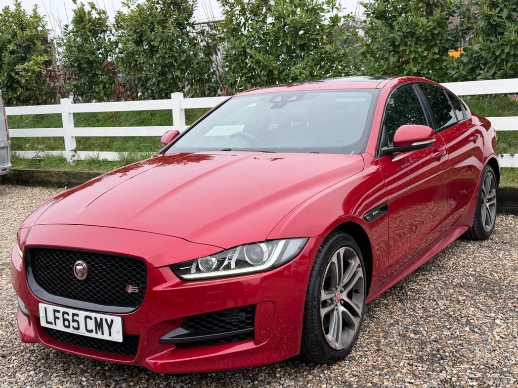 2015 Jaguar XE thumbnail 7