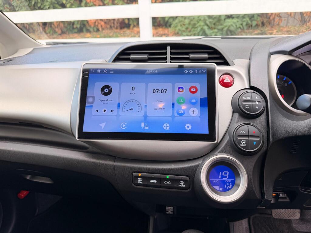 2012 Honda Jazz thumbnail 40