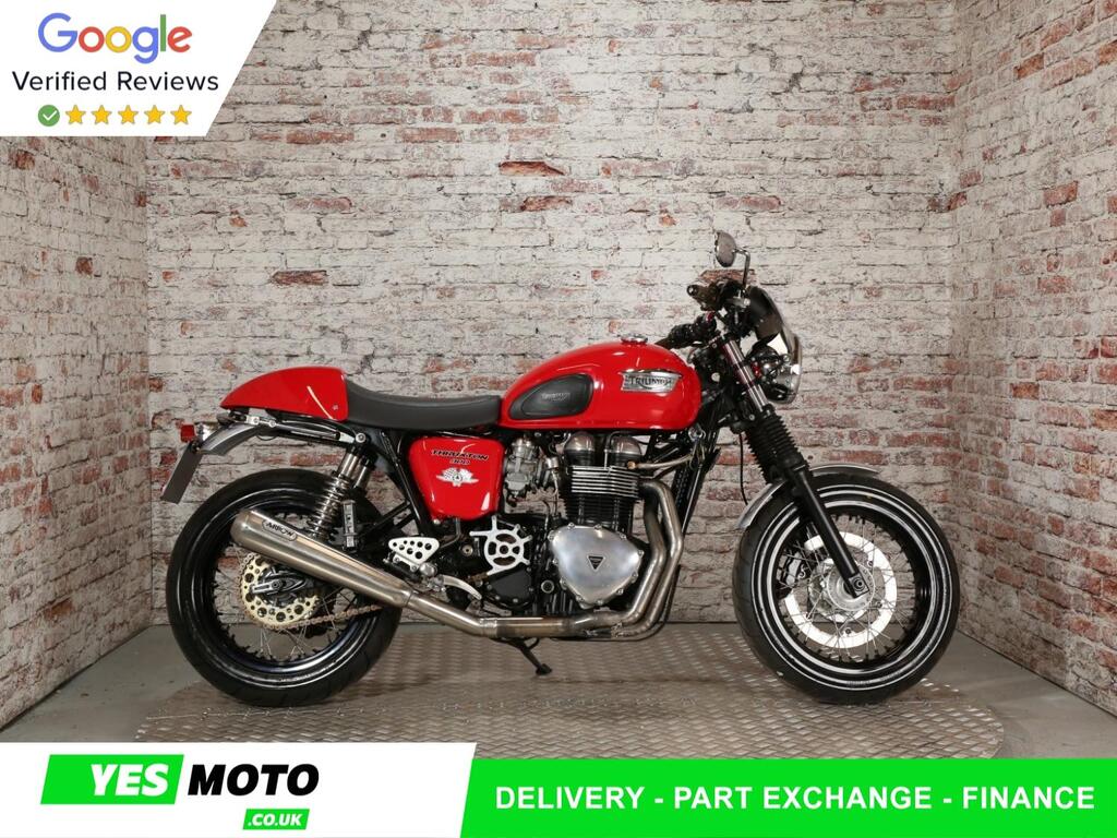 Triumph Thruxton 900
