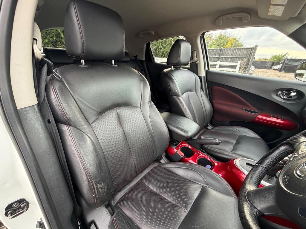 Nissan Juke 1.6 Tekna CVT Euro 5 5dr thumbnail 8