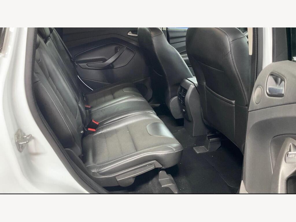 2015 Ford Kuga thumbnail 6