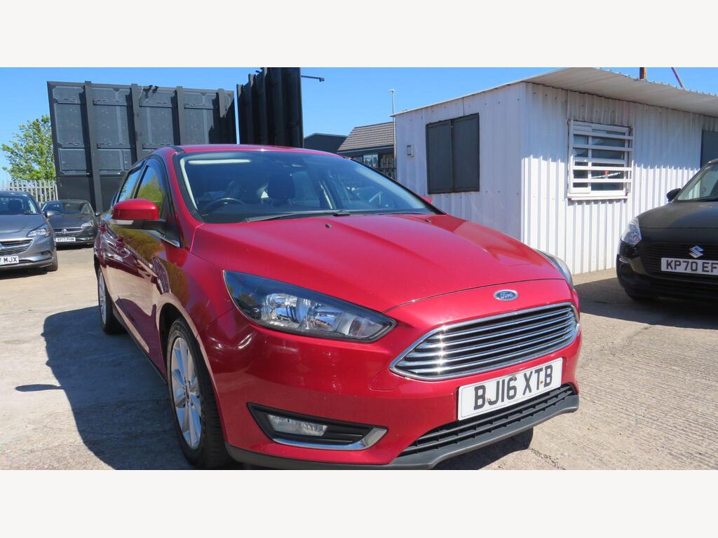 Ford Focus Hatchback 1.0T EcoBoost Titanium Euro 6 (s/s) 5dr