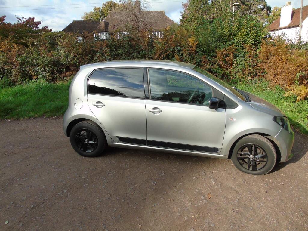 SEAT Mii