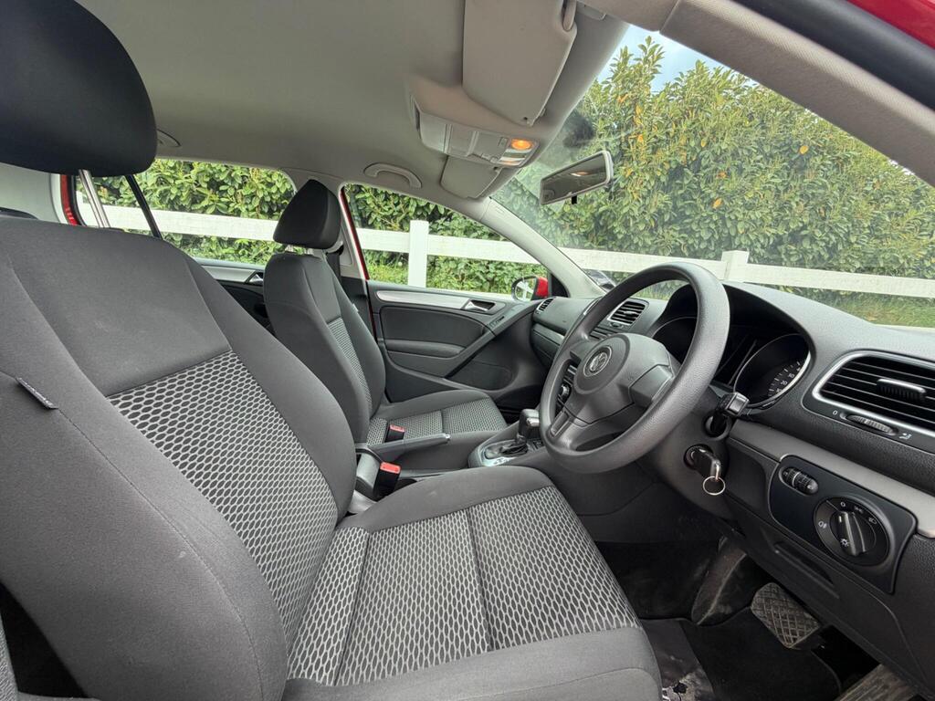 2010 Volkswagen Golf thumbnail 18