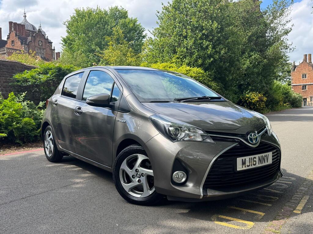Toyota Yaris Hatchback 1.5 VVT-h Icon E-CVT Euro 6 5dr