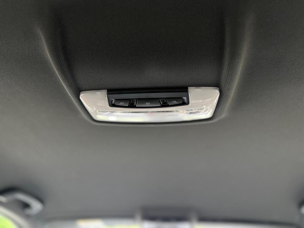 BMW 1 Series 3.0 M140i Shadow Edition Auto Euro 6 (s/s) 3dr thumbnail 41