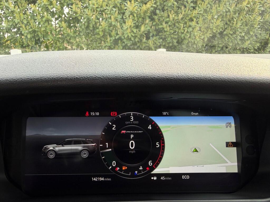 2017 Land Rover Range Rover Velar thumbnail 38