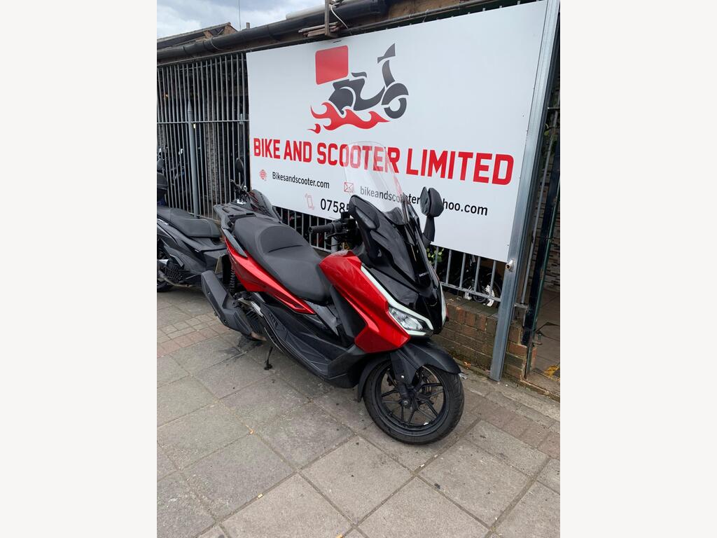 Honda Forza 125 Scooter 125 CVT V-Belt Euro 5