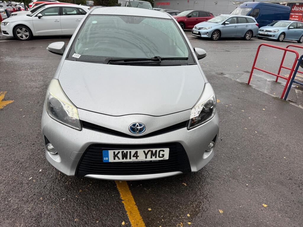 Toyota Yaris Hatchback 1.5 VVT-h Trend CVT Euro 5 5dr