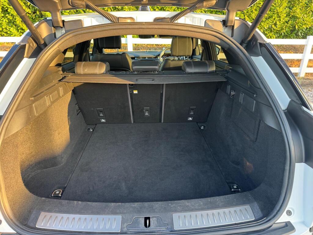 Land Rover Range Rover Velar 2.0 D240 R-Dynamic S Auto 4WD Euro 6 (s/s) 5dr thumbnail 52