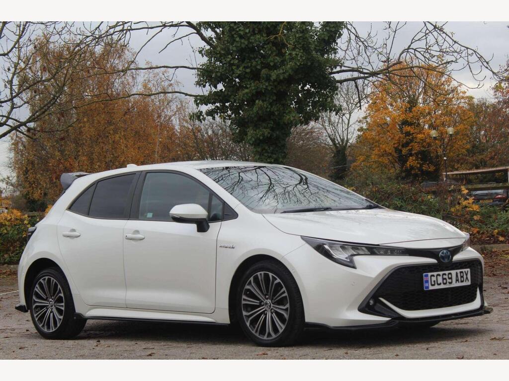 Toyota Corolla Hatchback 1.8 VVT-h Design CVT Euro 6 (s/s) 5dr