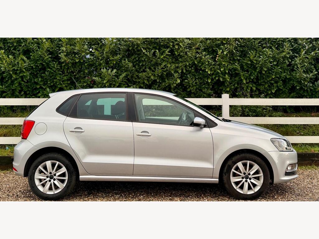 2015 Volkswagen Polo thumbnail 11