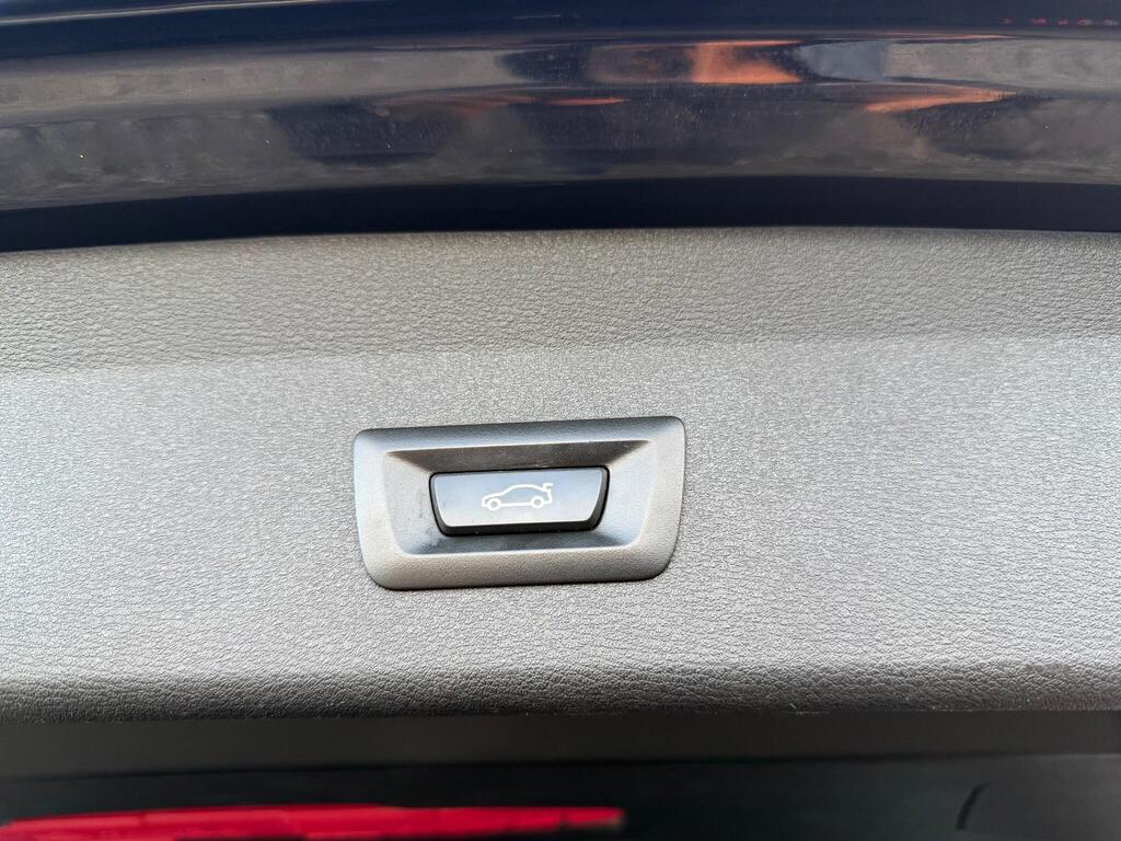 2015 BMW X1 thumbnail 43