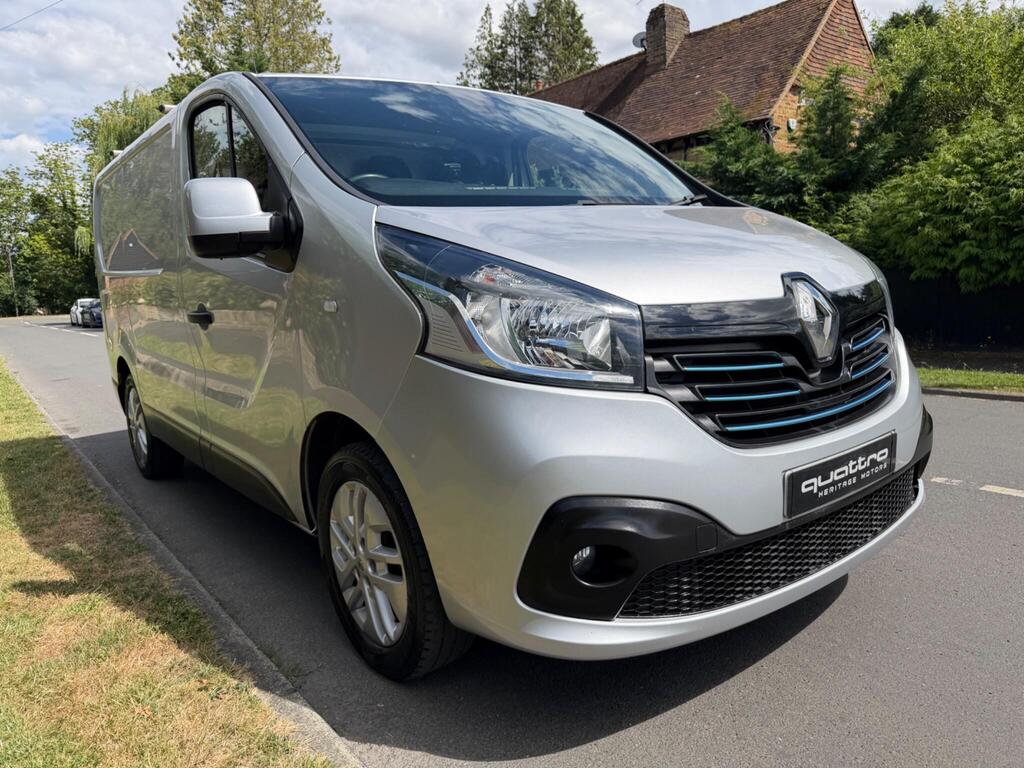 Renault Trafic Panel Van 1.6 dCi 27 Sport Nav SWB Standard Roof Euro 6 5dr