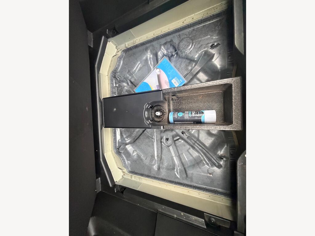 2018 Vauxhall Grandland X thumbnail 33