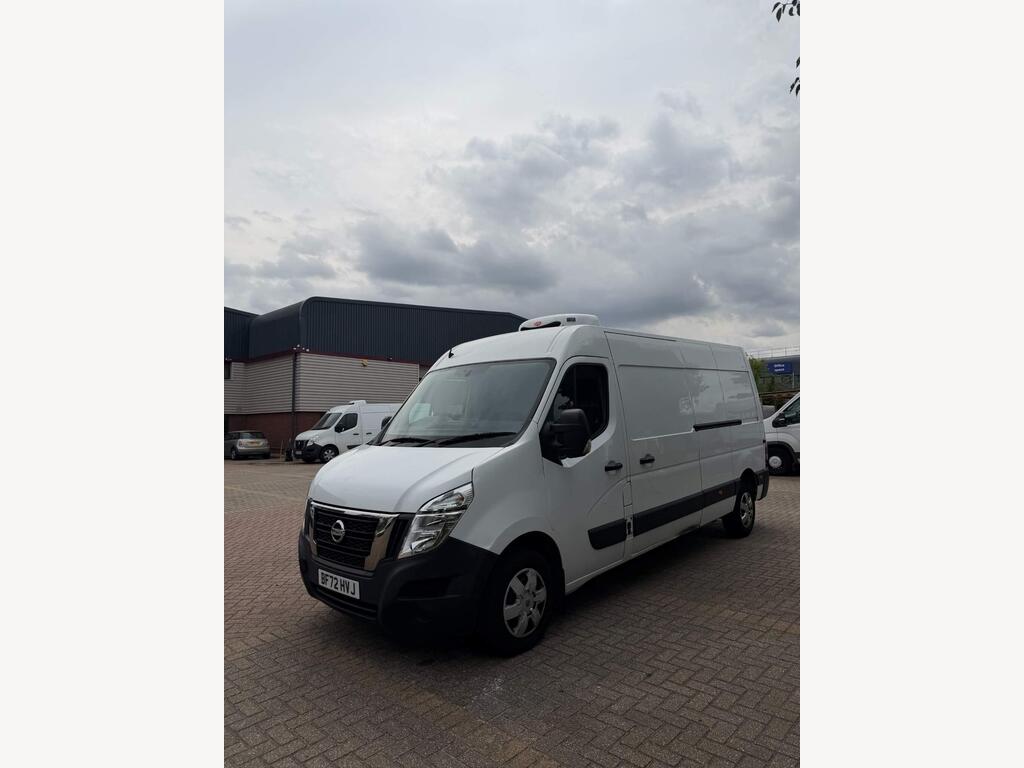Nissan Interstar